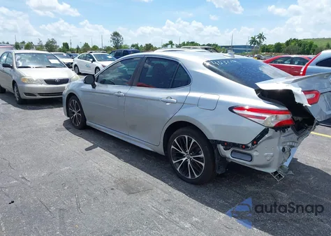 2020 Toyota Camry Se z USA, uszkodzony, nr VIN 4T1G11AK5LU903772